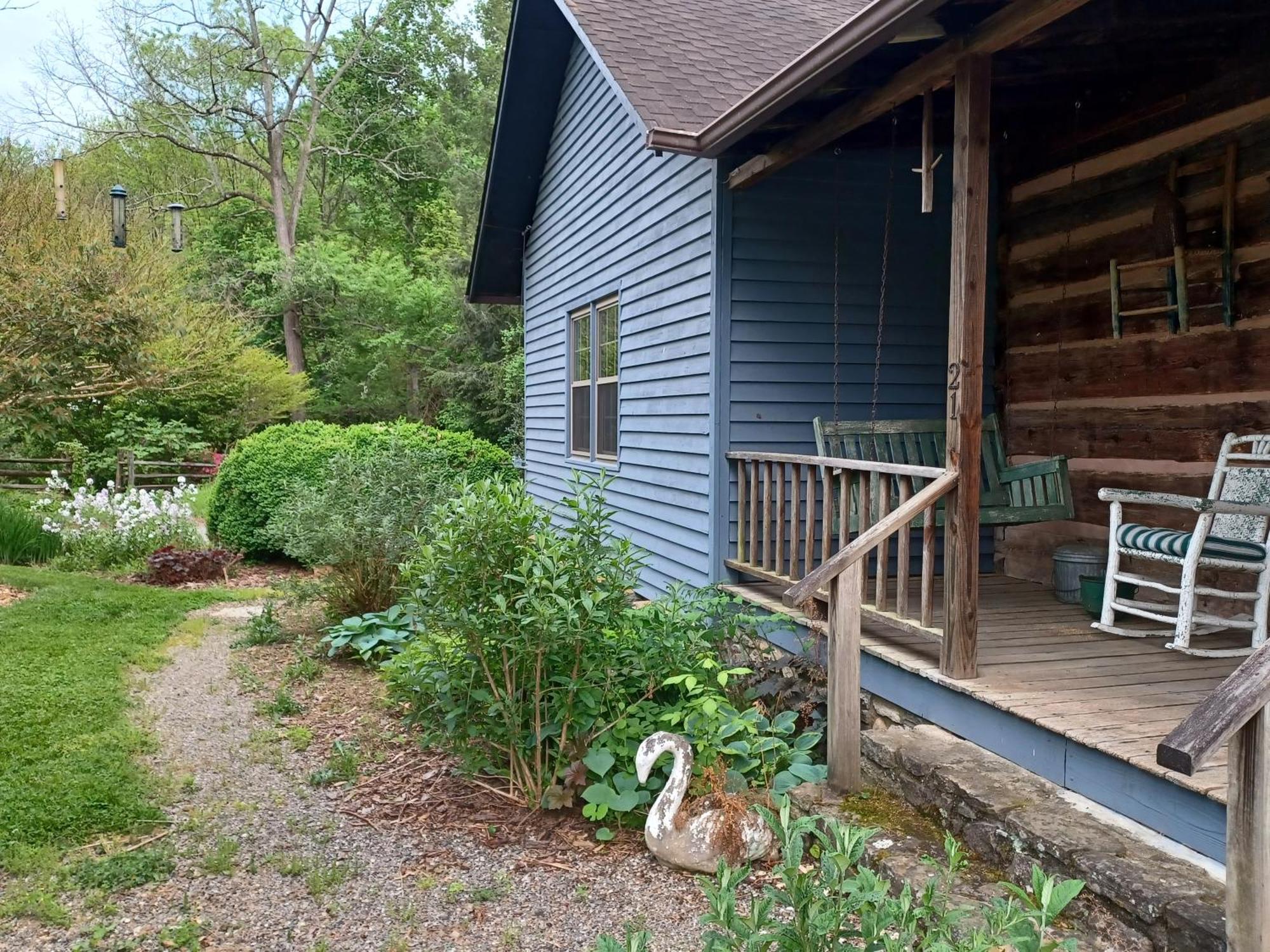 Restored1850S Log Cabin, With Gazebo And Gardens! 1 Mile To Downtown Weaverville Екстериор снимка