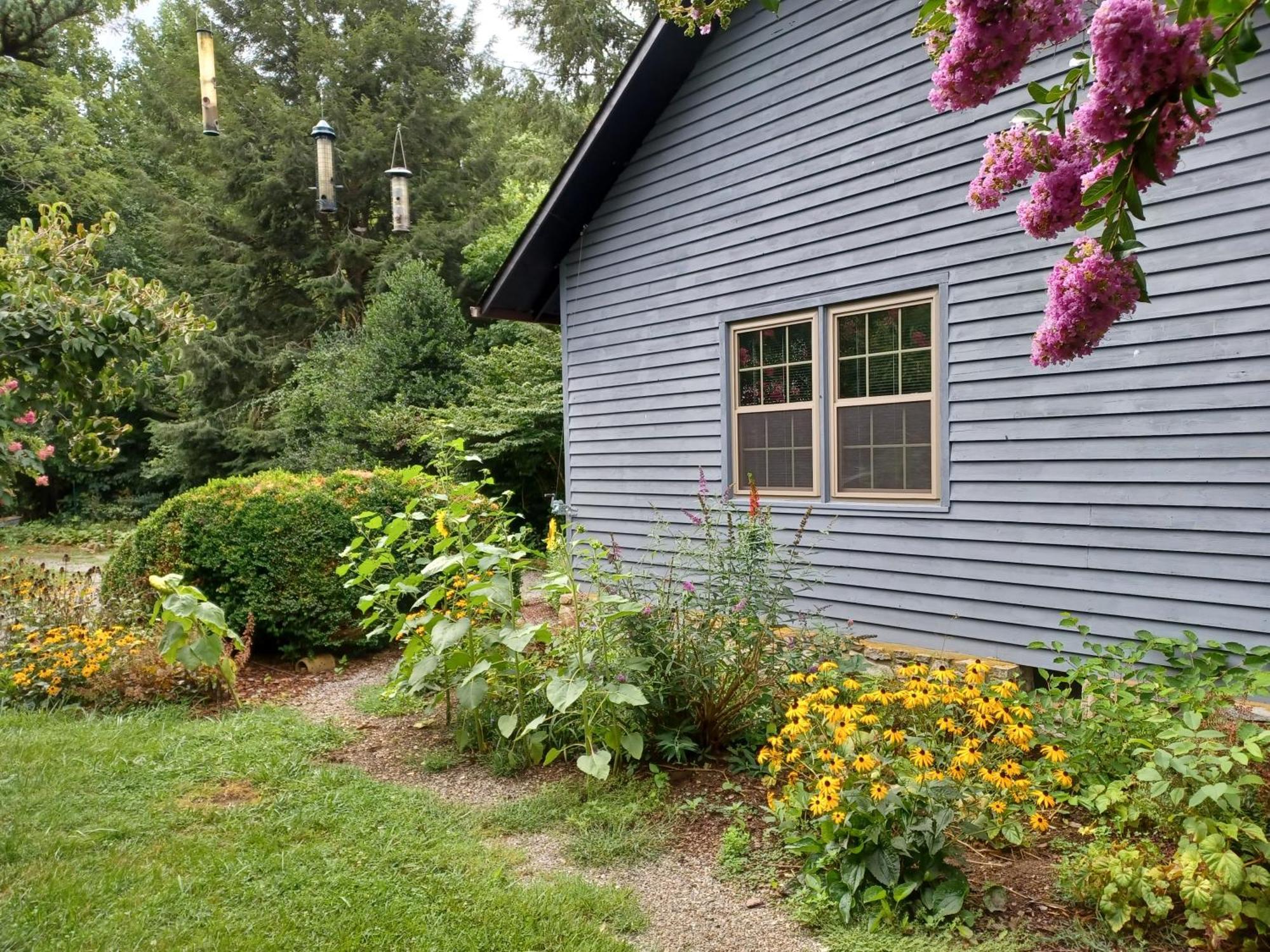 Restored1850S Log Cabin, With Gazebo And Gardens! 1 Mile To Downtown Weaverville Екстериор снимка